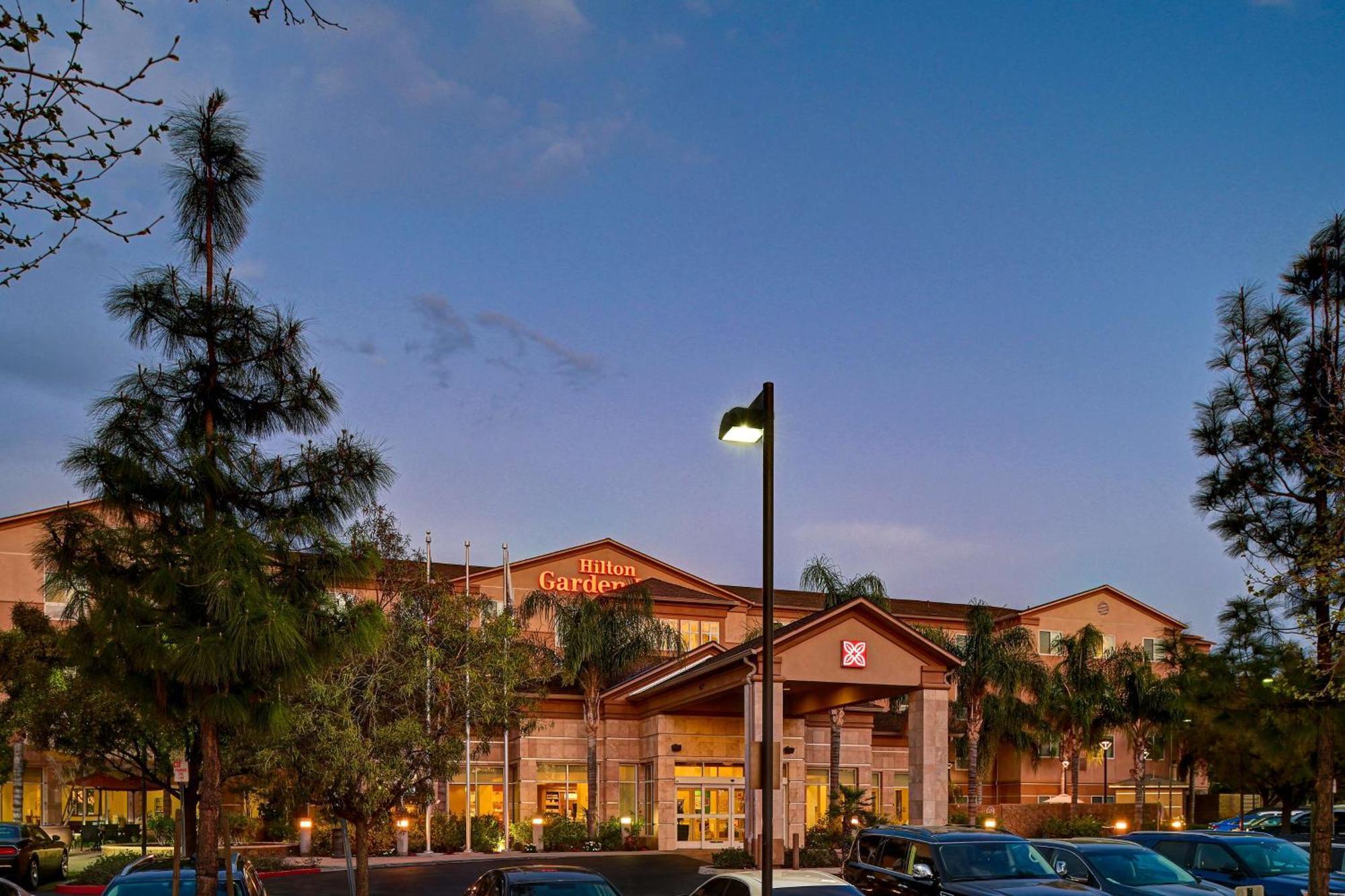Hilton Garden Inn San Bernardino Exteriér fotografie